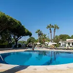 Luxury Garden House - Golf & Tennis Court & Pools Αλμπουφέιρα
