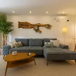 Διαμέρισμα Luxury Garden House - Golf & Tennis Court & Pools Αλμπουφέιρα