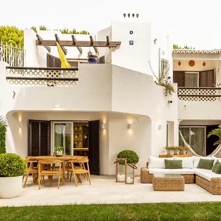 Luxury Garden House - Golf & Tennis Court & Pools Apartamento *
